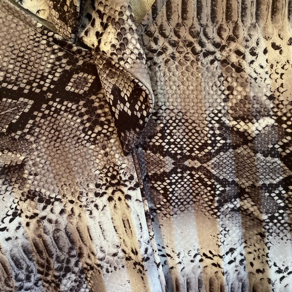 Rare ASOS Design Snake Halter Trapeze Pleated Dress - Picture 11 of 13